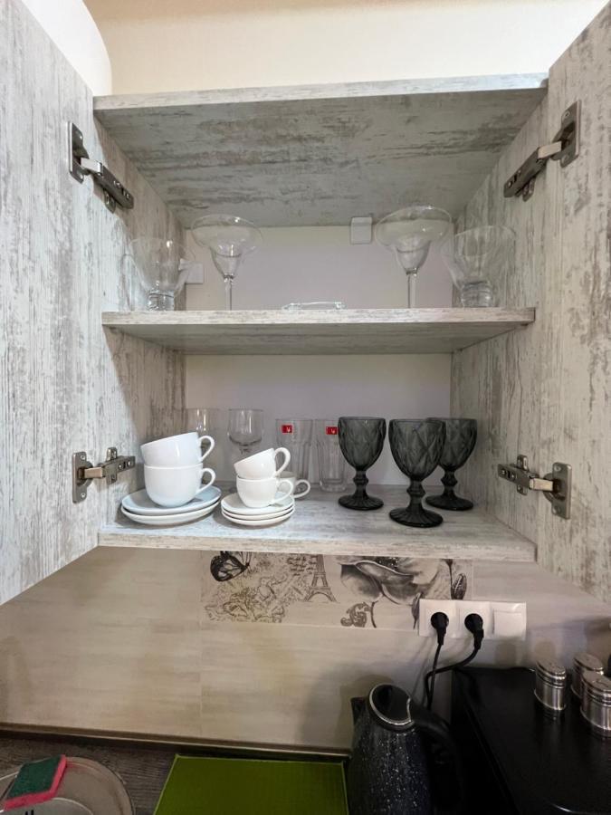 Cool Blue Interior Self Check In Yerevan Exterior foto